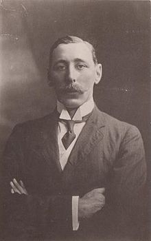 1910
Henry Guest MP.jpg