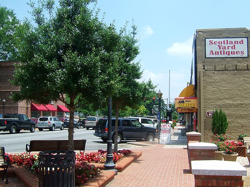 File:Downtown Lawrenceville, Georgia - June 2006.jpg