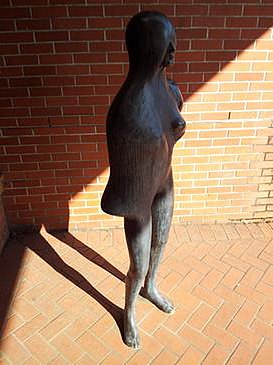 File:Emergence sculpture, University of Oregon, 2015.jpg