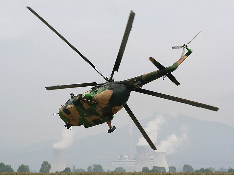 File:Mi-17 performing during an airshow at village of Logovardi near Bitola.jpg