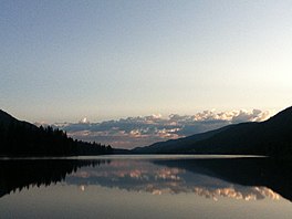 Moyie Danau di senja di summertime.jpeg