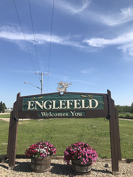 File:Welcome sign in Englefeld Saskatchewan.jpg
