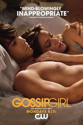 Gossip Girl poster featuring a negative review.