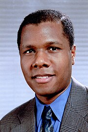 http://upload.wikimedia.org/wikipedia/en/thumb/c/cc/Deroy_Murdock_PR_photo_-_Scripps_Howard.jpg/180px-Deroy_Murdock_PR_photo_-_Scripps_Howard.jpg