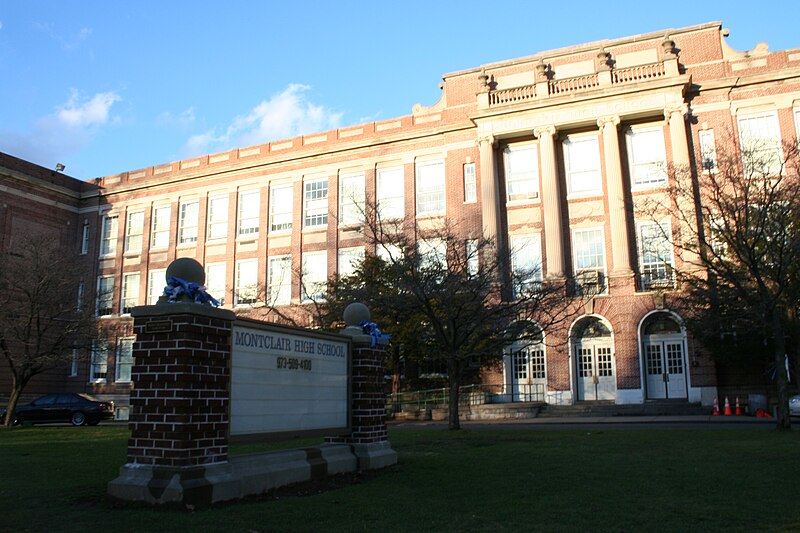 File:Montclair High School (Montclair, NJ).jpg