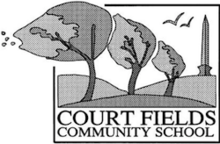 Court Fields қауымдастық мектебі logo.png