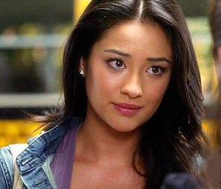 <span class="mw-page-title-main">Emily Fields</span> Fictional character