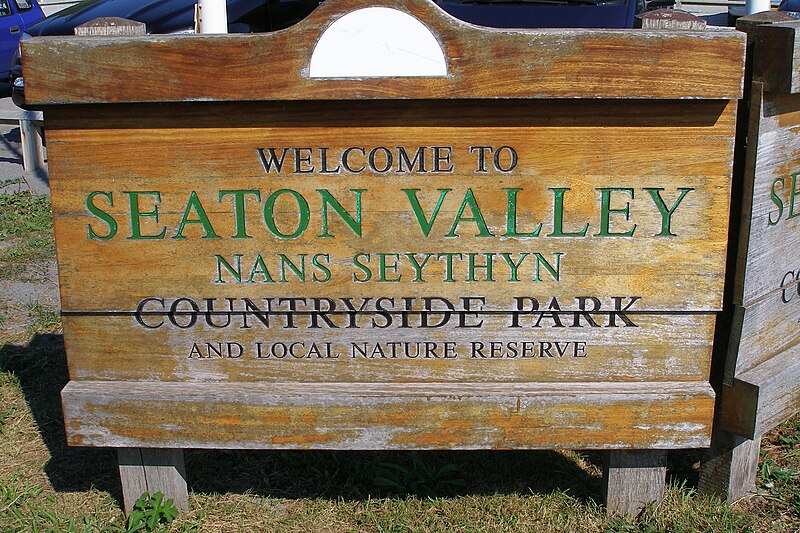 File:Seaton Valley - sign.jpg