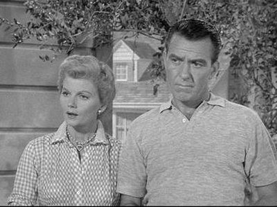 June and Ward Cleaver (Barbara Billingsley and Hugh Beaumont)