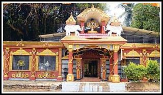 <span class="mw-page-title-main">Saarvajanika Nagabrahmastana Moodanidambooru, Bannanje</span> Hindu temple in Moodanidambooru (Bannanje), Udupi, Karnataka, India