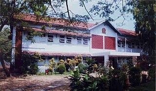 <span class="mw-page-title-main">Udyogamandal School</span> Public school in India