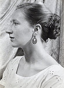 Sheila Bownas 1955.jpg