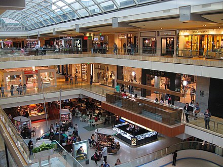 Shopping centre. The Galleria Хьюстон. Галерея торговый центр в Хьюстоне. Торговый центр «Princes Mall» в Эдинбурге. ТРЦ В Америке.