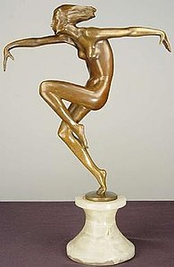 Bronze nude of a dancer on an onyx plinth by Josef Lorenzl (c. 1925)