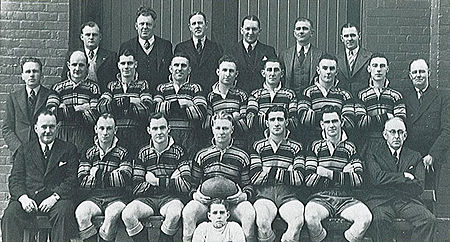 Balmain Premiers 1939 - Day 2nd row 4th from right Tigers 1939.jpg