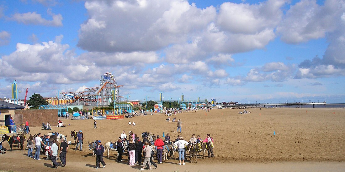 File:Skegness beach.jpg