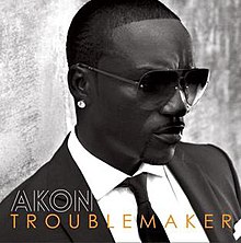 Отстраняващ проблеми Akon.jpg