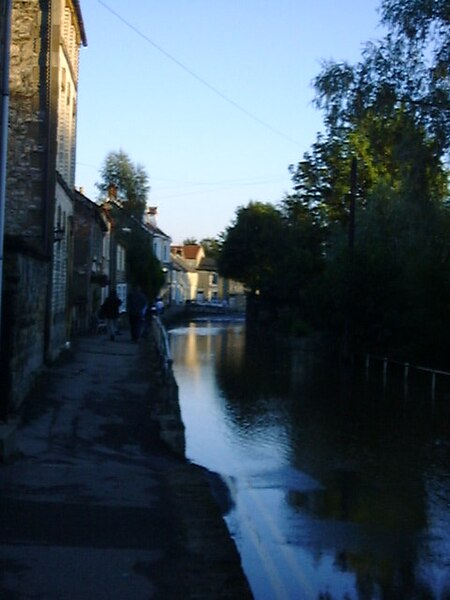 File:Pickering 01 01 00 Undercliffe Flood.jpg