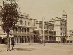 Fitzroy street st kilda in 1890.jpg