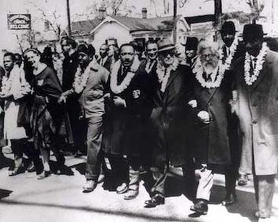 The third Selma Civil Rights March frontline. From far left: John Lewis, an unidentified nun, Ralph Abernathy, Martin Luther King Jr., Ralph Bunche, R