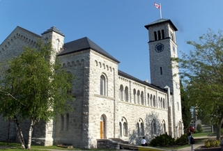 <span class="mw-page-title-main">Grant Hall (Queen's University)</span> Academic building in Kingston, Ontario