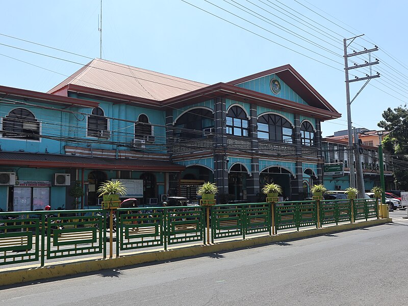 File:San Carlos City Hall (Malong Street, San Carlos, Pangasinan; 02-24-2023).jpg