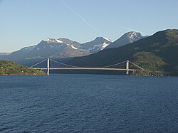 Skjomen köprüsü.jpg