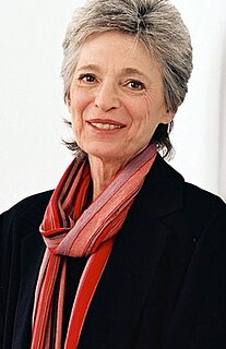 <span class="mw-page-title-main">Lynne Cohen</span> Canadian and American photographer