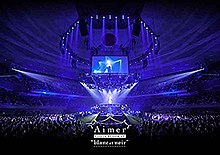 Aimer Live в Будокане blanc et noir.jpg