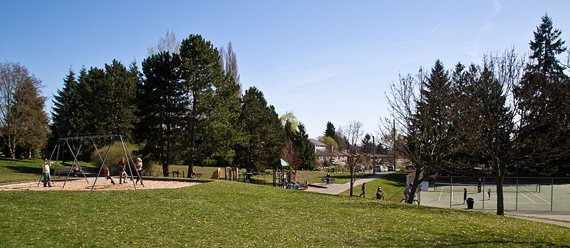 File:Bryant Playground, Seattle, March 2013.jpg