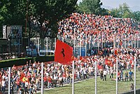 File:Tifosi fiorentina.jpg - Wikipedia