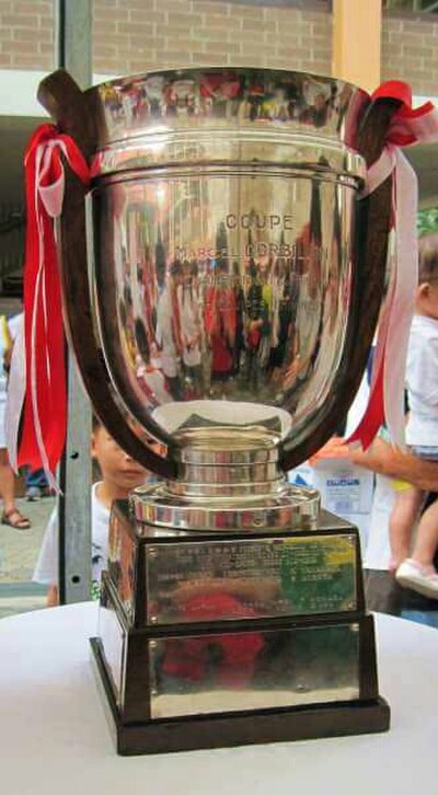 Corbillon cup display during victory parade in June 2010