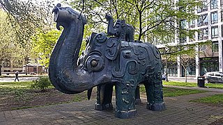 <i>Da Tung and Xian Bao Bao</i> Sculpture in Portland, Oregon, U.S.