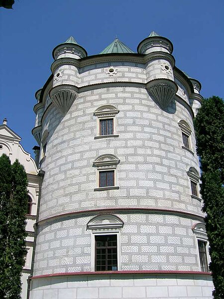 File:KrasickiPalace-RoyalTower.jpg