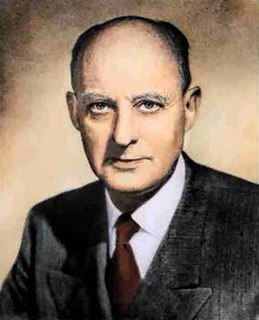 Reinhold Niebuhr American Reformed theologian (1892–1971)