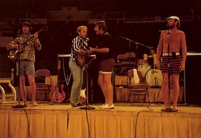 The Beach Boys rehearsing on stage before their concerts in Hawaii (August 1967). From left: Brian Wilson, Al Jardine, Carl Wilson, Dennis Wilson (obs