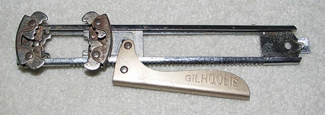 1950s Gilhoolie jar opener