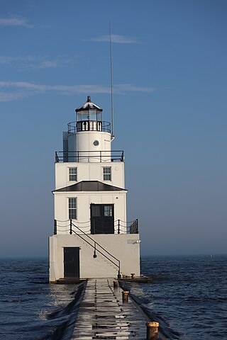 <span class="mw-page-title-main">Manitowoc Breakwater Light</span> Lighthouse