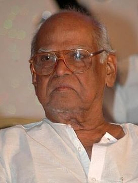 Bapu when conferred with the "Viswa Vikhyata Darsaka Maharshi" award in 2014