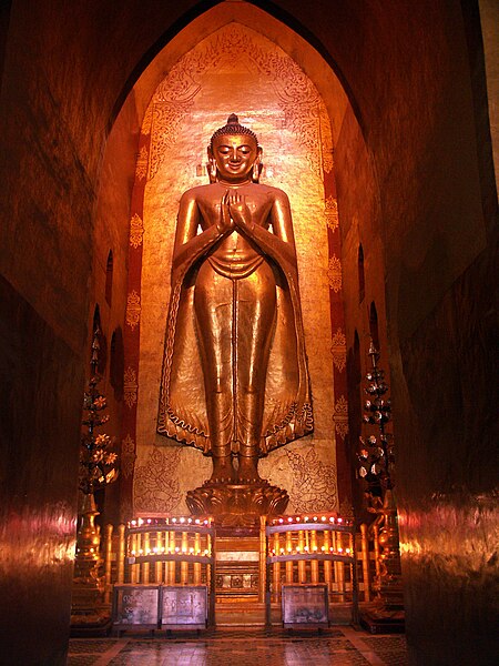 File:Ananda Temple Bagan – Standing Buddha - Konagamana.jpg