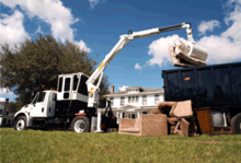 RS-3 Lightning Rear Steer truck Rear steer waste collection vehicle photo.png