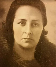 Julia Arévalo de Roche.png
