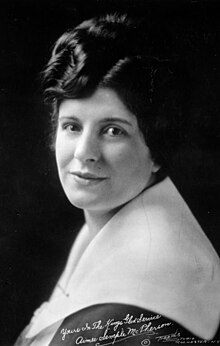 Aimee Semple McPherson - Wikipedia