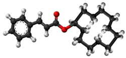 ciklododekila cinamato