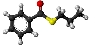 Propila tiobenzoato