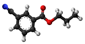 Propila 3-cianobenzoato