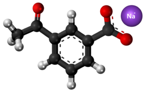 Natria 3-acetilbenzoato