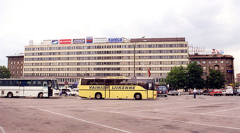 Fail:Tallinna Teenindusmaja, 1999.jpg