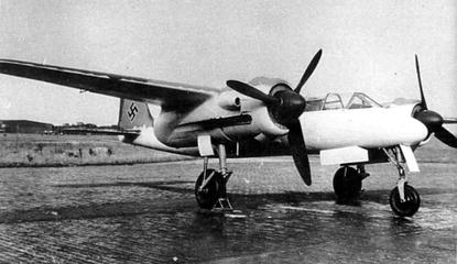 پرونده:Focke-Wulf Ta 154.jpg