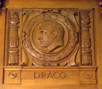 پرونده:Carving of Draco Lawgiver in US Supreme Court library.jpg